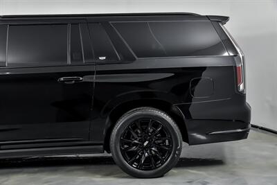 2023 Cadillac Escalade ESV Sport Platinum   - Photo 9 - Joliet, IL 60435
