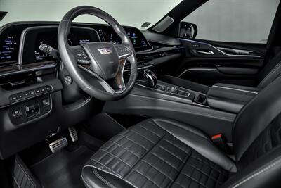 2023 Cadillac Escalade ESV Sport Platinum   - Photo 20 - Joliet, IL 60435