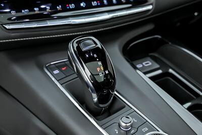 2023 Cadillac Escalade-V   - Photo 37 - Joliet, IL 60435
