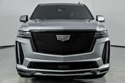2023 Cadillac Escalade-V   - Photo 5 - Joliet, IL 60435