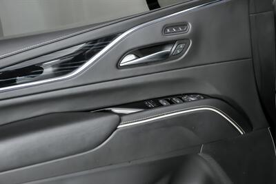2023 Cadillac Escalade-V   - Photo 18 - Joliet, IL 60435