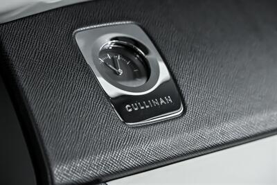 2019 Rolls-Royce Cullinan   - Photo 40 - Joliet, IL 60435