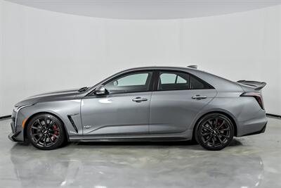 2022 Cadillac CT4-V Blackwing   - Photo 8 - Joliet, IL 60435