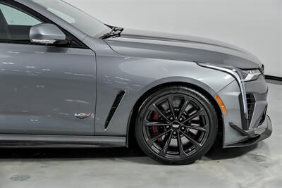 2022 Cadillac CT4-V Blackwing   - Photo 15 - Joliet, IL 60435