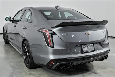 2022 Cadillac CT4-V Blackwing   - Photo 10 - Joliet, IL 60435