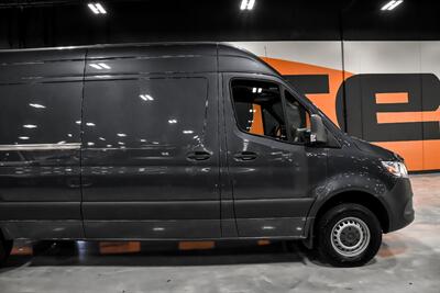 2019 Mercedes-Benz Sprinter 2500   - Photo 5 - Joliet, IL 60435