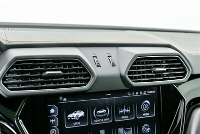 2024 Lamborghini Urus S   - Photo 34 - Joliet, IL 60435