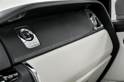 2022 Rolls-Royce Cullinan -WHITE ON WHITE-SHOOTING STAR HEADLINER   - Photo 42 - Joliet, IL 60435