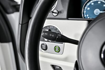 2022 Rolls-Royce Cullinan -WHITE ON WHITE-SHOOTING STAR HEADLINER   - Photo 32 - Joliet, IL 60435
