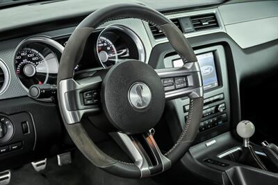 2012 Ford Shelby GT500   - Photo 24 - Joliet, IL 60435