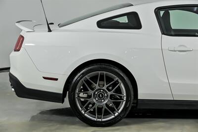 2012 Ford Shelby GT500   - Photo 14 - Joliet, IL 60435