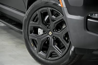 2023 Rivian R1T Adventure-FULL SATIN PPF   - Photo 3 - Joliet, IL 60435