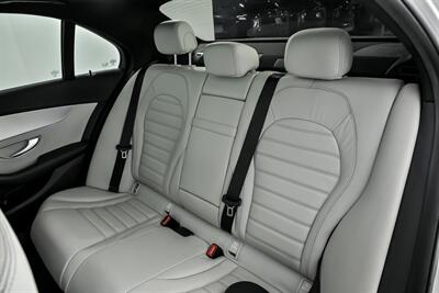 2017 Mercedes-Benz AMG C 43   - Photo 25 - Joliet, IL 60435