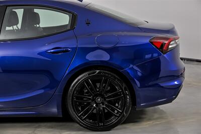2023 Maserati Ghibli Modena Q4   - Photo 9 - Joliet, IL 60435