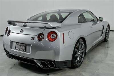 2012 Nissan GT-R Premium   - Photo 12 - Joliet, IL 60435