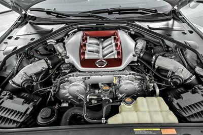 2012 Nissan GT-R Premium   - Photo 16 - Joliet, IL 60435