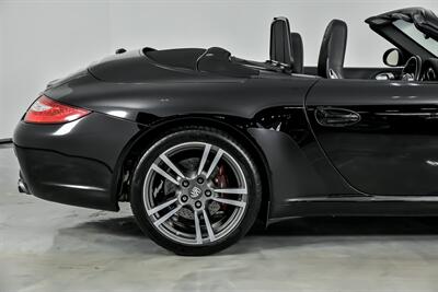 2012 Porsche 911 Black Edition   - Photo 13 - Joliet, IL 60435