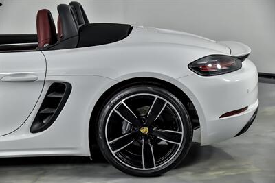 2018 Porsche 718 Boxster   - Photo 9 - Joliet, IL 60435