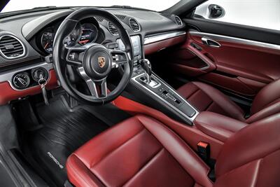 2018 Porsche 718 Boxster   - Photo 22 - Joliet, IL 60435