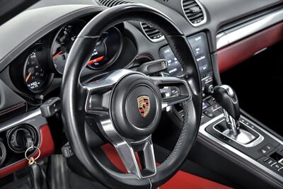 2018 Porsche 718 Boxster   - Photo 25 - Joliet, IL 60435