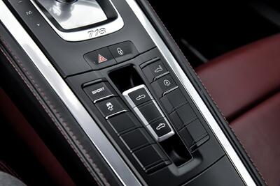2018 Porsche 718 Boxster   - Photo 39 - Joliet, IL 60435