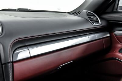 2018 Porsche 718 Boxster   - Photo 40 - Joliet, IL 60435