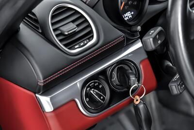 2018 Porsche 718 Boxster   - Photo 27 - Joliet, IL 60435