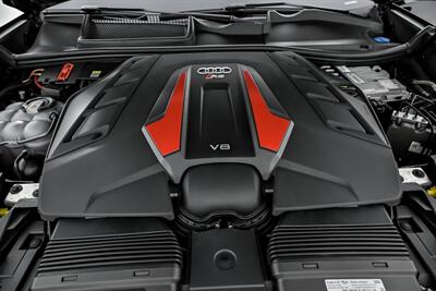 2022 Audi RS Q8 4.0T quattro   - Photo 17 - Joliet, IL 60435