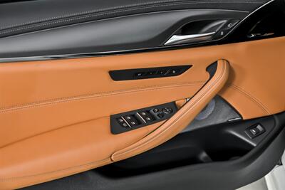 2023 BMW M5 COMPETITION   - Photo 18 - Joliet, IL 60435