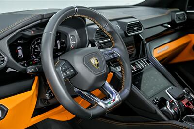 2022 Lamborghini Urus   - Photo 26 - Joliet, IL 60435