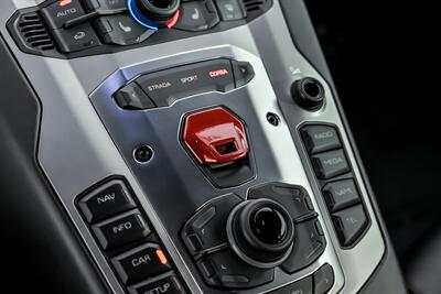 2012 Lamborghini Aventador LP 700-4   - Photo 36 - Joliet, IL 60435