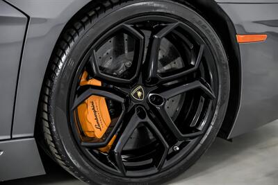 2012 Lamborghini Aventador LP 700-4   - Photo 16 - Joliet, IL 60435