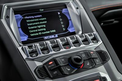 2012 Lamborghini Aventador LP 700-4   - Photo 34 - Joliet, IL 60435