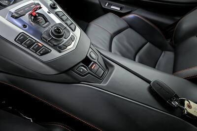 2012 Lamborghini Aventador LP 700-4   - Photo 38 - Joliet, IL 60435