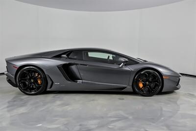 2012 Lamborghini Aventador LP 700-4   - Photo 13 - Joliet, IL 60435
