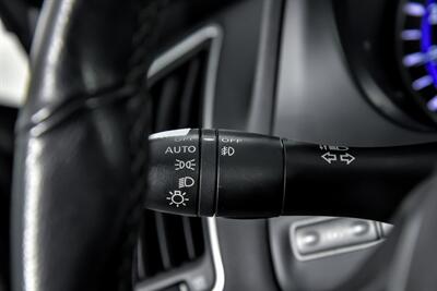 2017 INFINITI Q60 Red Sport 400   - Photo 31 - Joliet, IL 60435