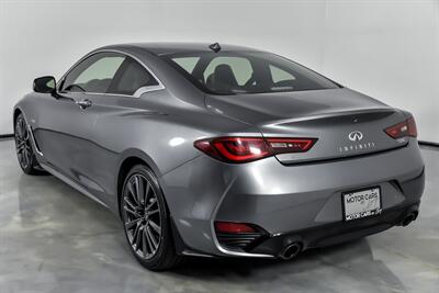 2017 INFINITI Q60 Red Sport 400   - Photo 10 - Joliet, IL 60435