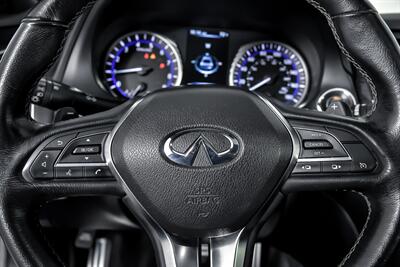 2017 INFINITI Q60 Red Sport 400   - Photo 30 - Joliet, IL 60435