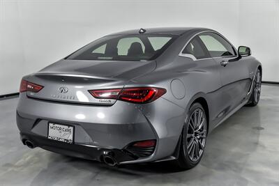 2017 INFINITI Q60 Red Sport 400   - Photo 12 - Joliet, IL 60435