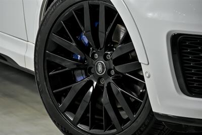 2017 Land Rover Range Rover Sport SVR   - Photo 4 - Joliet, IL 60435