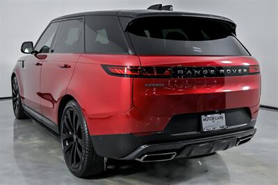 2024 Land Rover Range Rover Sport P360 SE   - Photo 10 - Joliet, IL 60435