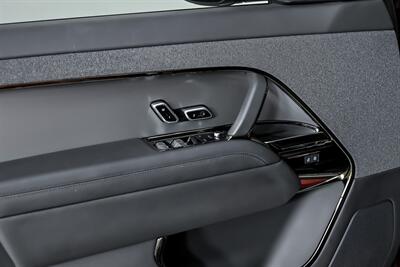 2024 Land Rover Range Rover Sport P360 SE   - Photo 18 - Joliet, IL 60435