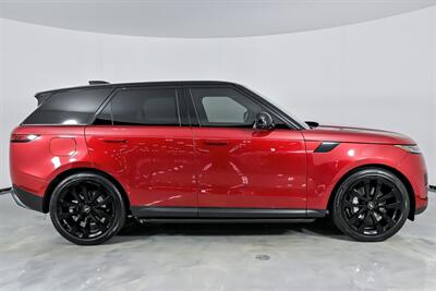 2024 Land Rover Range Rover Sport P360 SE   - Photo 14 - Joliet, IL 60435