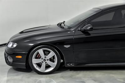 2006 Pontiac GTO   - Photo 7 - Joliet, IL 60435
