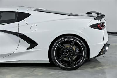 2020 Chevrolet Corvette Stingray   - Photo 9 - Joliet, IL 60435