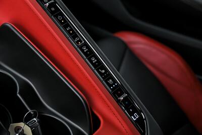 2020 Chevrolet Corvette Stingray   - Photo 40 - Joliet, IL 60435