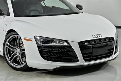 2011 Audi R8 5.2 quattro   - Photo 3 - Joliet, IL 60435