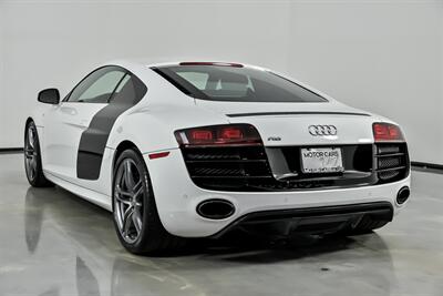 2011 Audi R8 5.2 quattro   - Photo 10 - Joliet, IL 60435