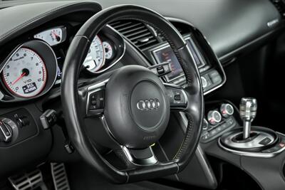2011 Audi R8 5.2 quattro   - Photo 26 - Joliet, IL 60435
