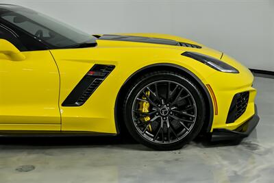 2016 Chevrolet Corvette Z06 3LZ-RARE MANUAL-CERAMICS & COMP SEATS   - Photo 15 - Joliet, IL 60435